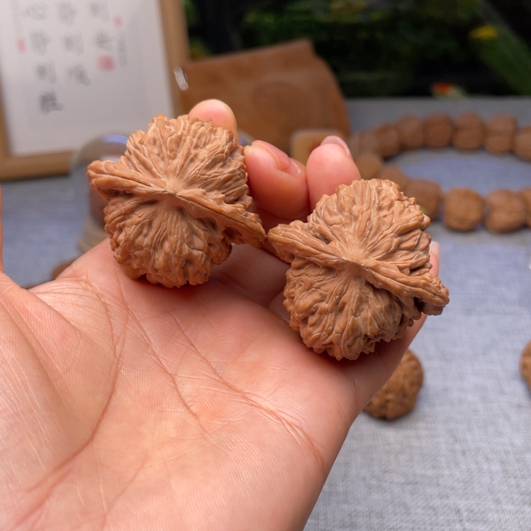 桃核把件43全品四座楼