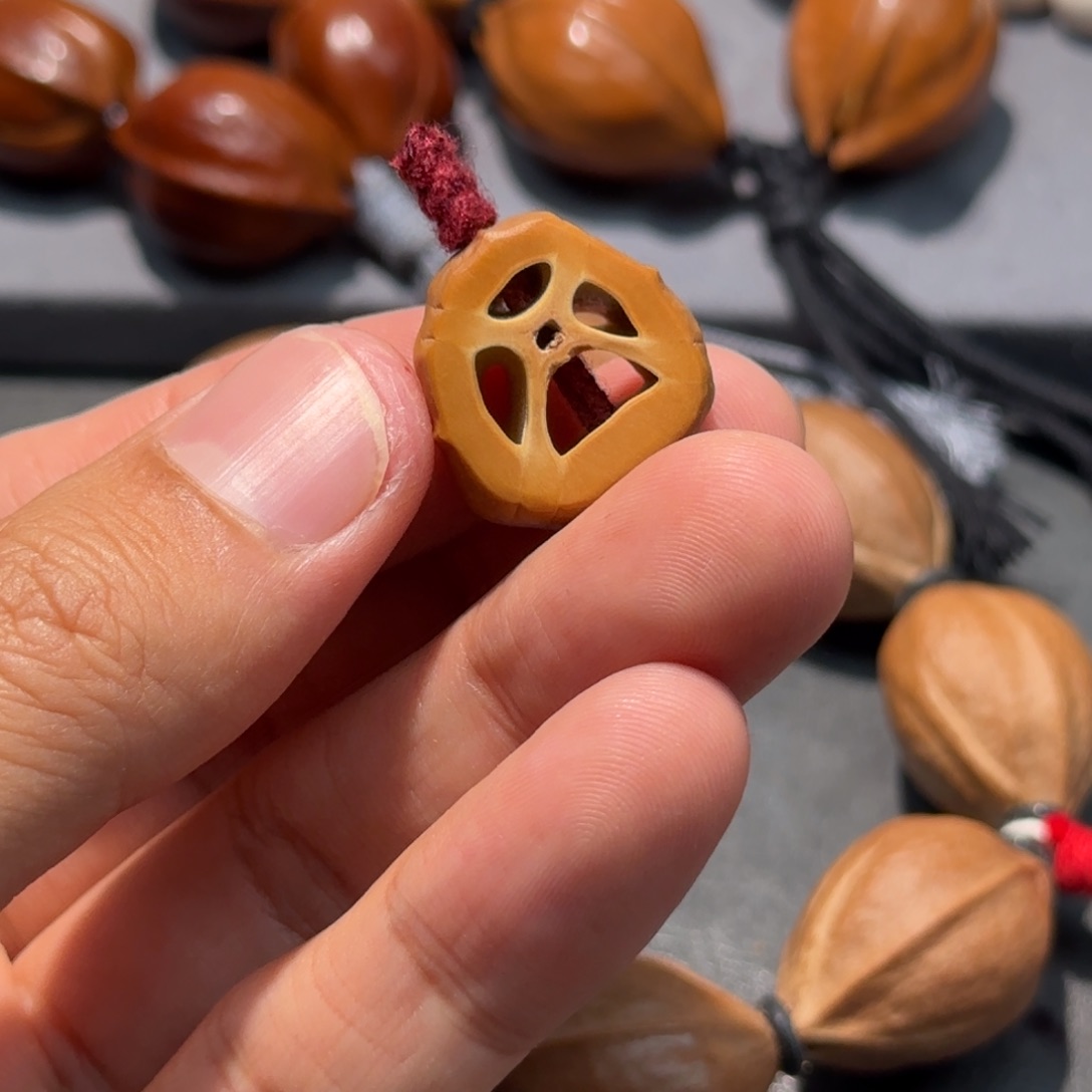 橄榄核手串四花切片配饰