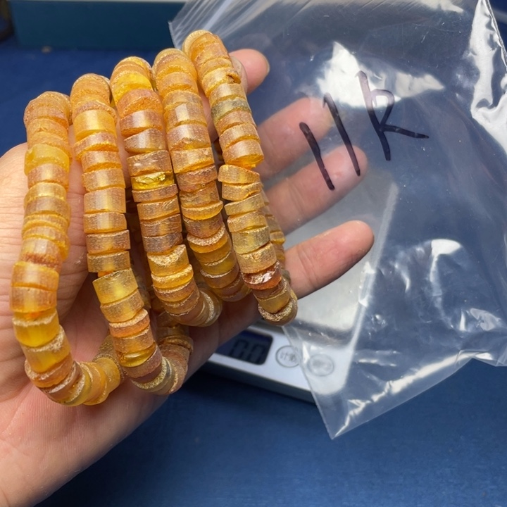 未镶嵌琥珀珠宝奇石