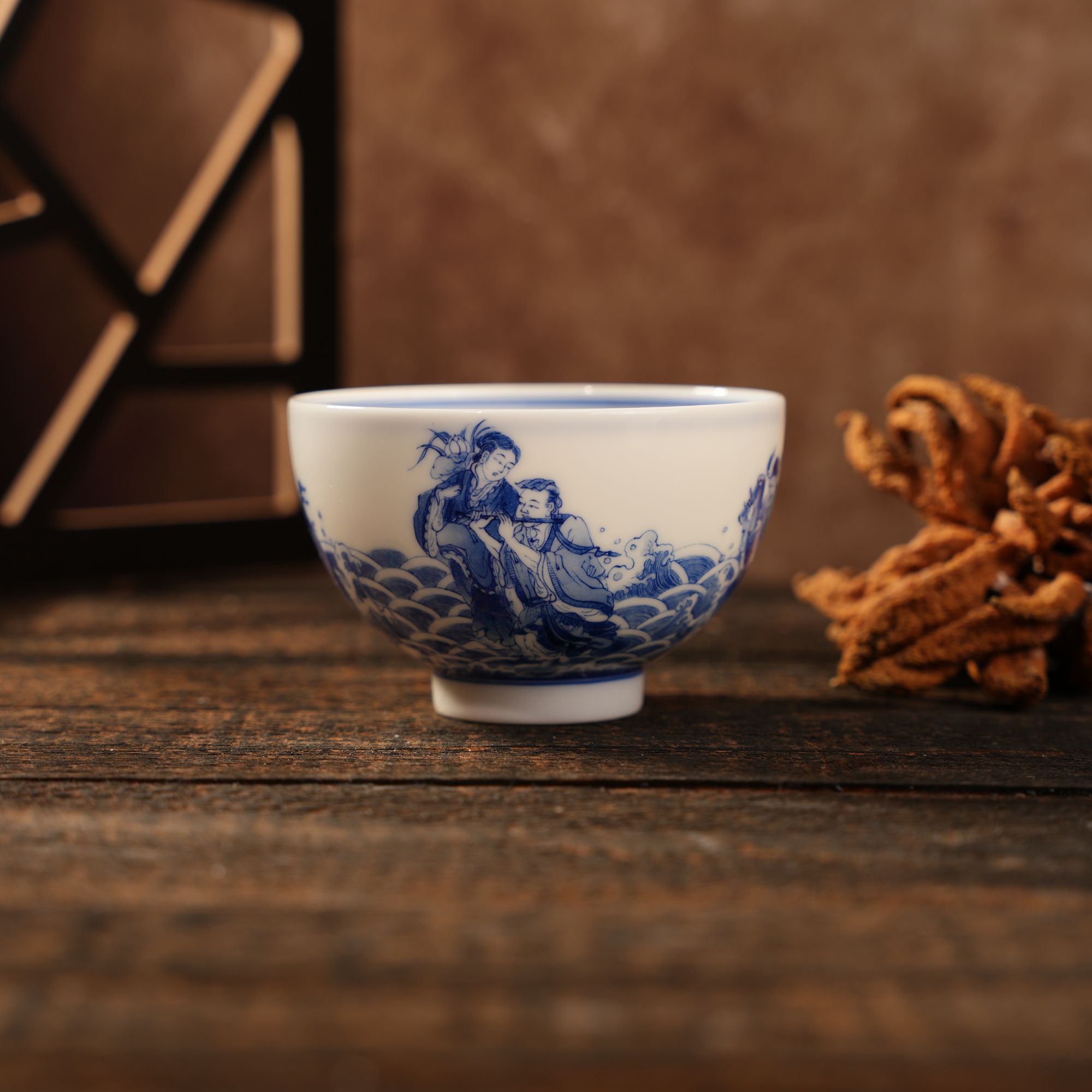 画堂春青花玉泥八仙过海高档阔口杯