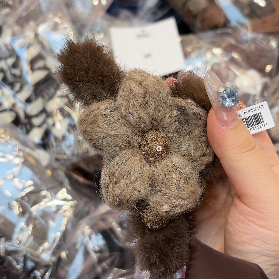 皮质铁合金发饰发夹