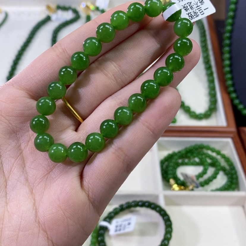 【闪购商品】和田玉（碧玉）颈饰未镶嵌