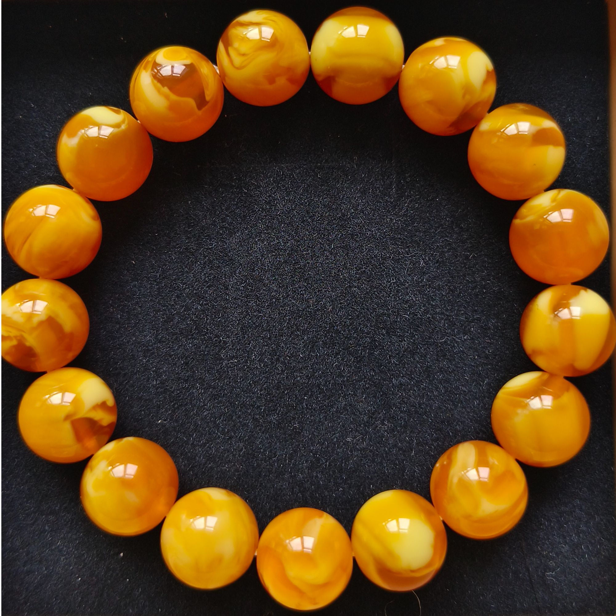 老蜜蜡圆珠卡12手串