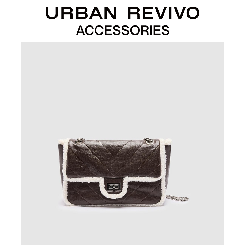 URBAN REVIVO2025冬季新款女士菱格毛绒单肩斜挎包UAWB50234