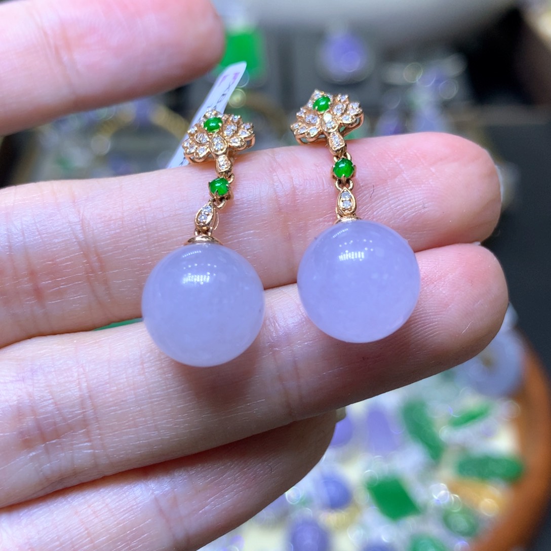 【闪购商品】翡翠颈饰18K金镶嵌翡翠吊坠项链