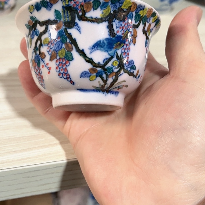 瓷片景德镇陶瓷杯子。红。