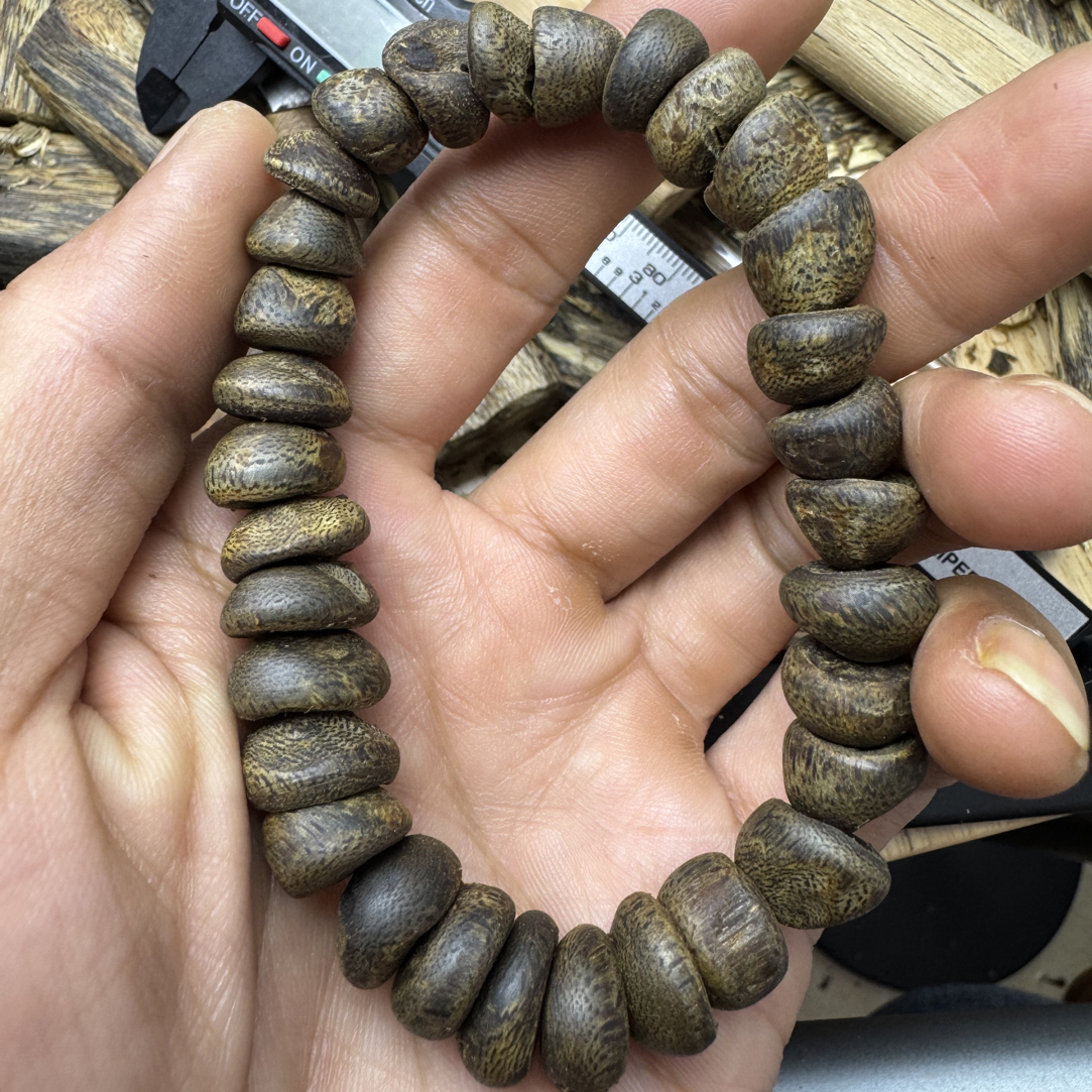 沉香棋楠沉香10mm树丁手串，全沉水克重21克+