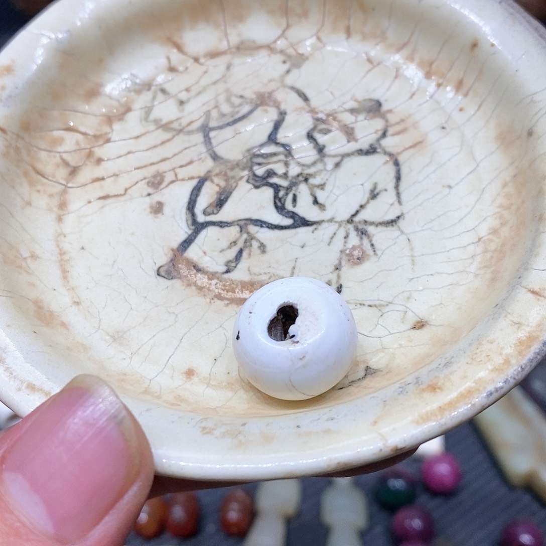 茶盏………………………………