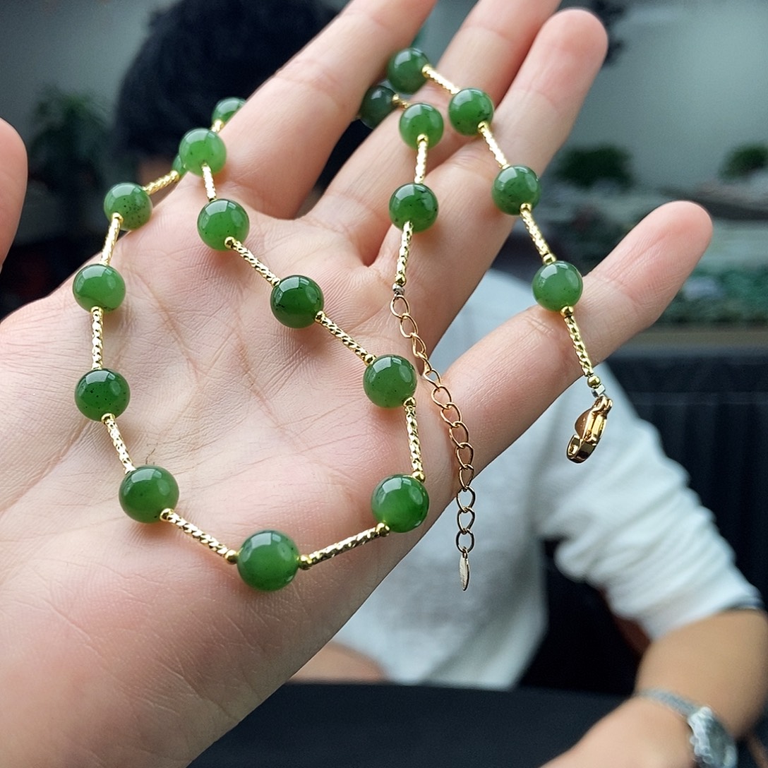 和田玉未镶嵌颈饰颜色多样性发拍一发一