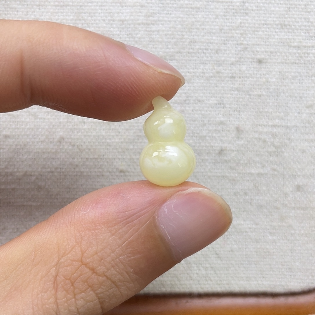 琥珀未镶嵌珠宝奇石白葫芦