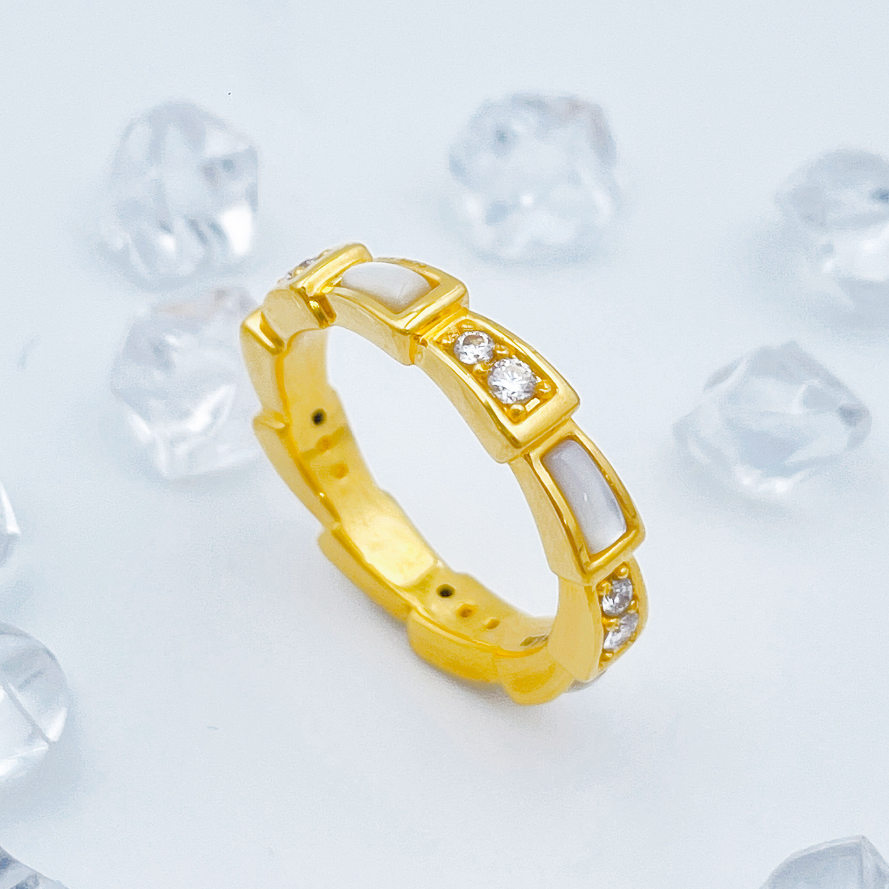 足金999 莫桑白贝蛇形戒指 2.02 19圈口