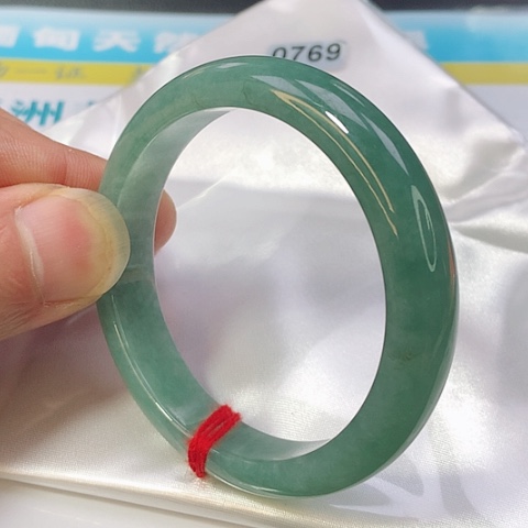 翡翠手镯未镶嵌0769号
