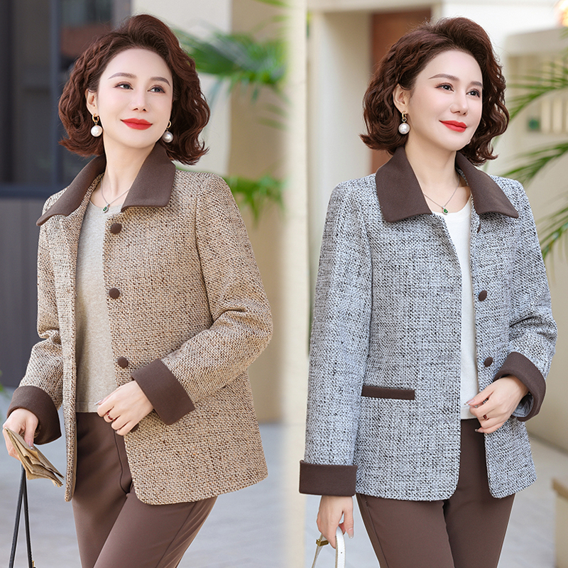 中老年女春秋装洋气时尚上衣小个子50岁妈妈春装2025新款薄款外套