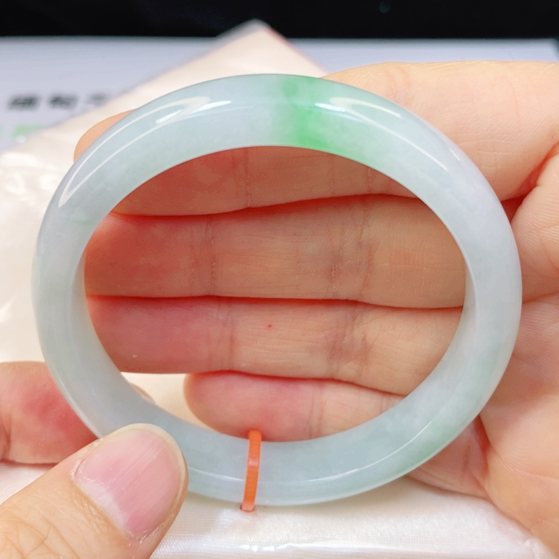 翡翠未镶嵌手镯54圈口正圈