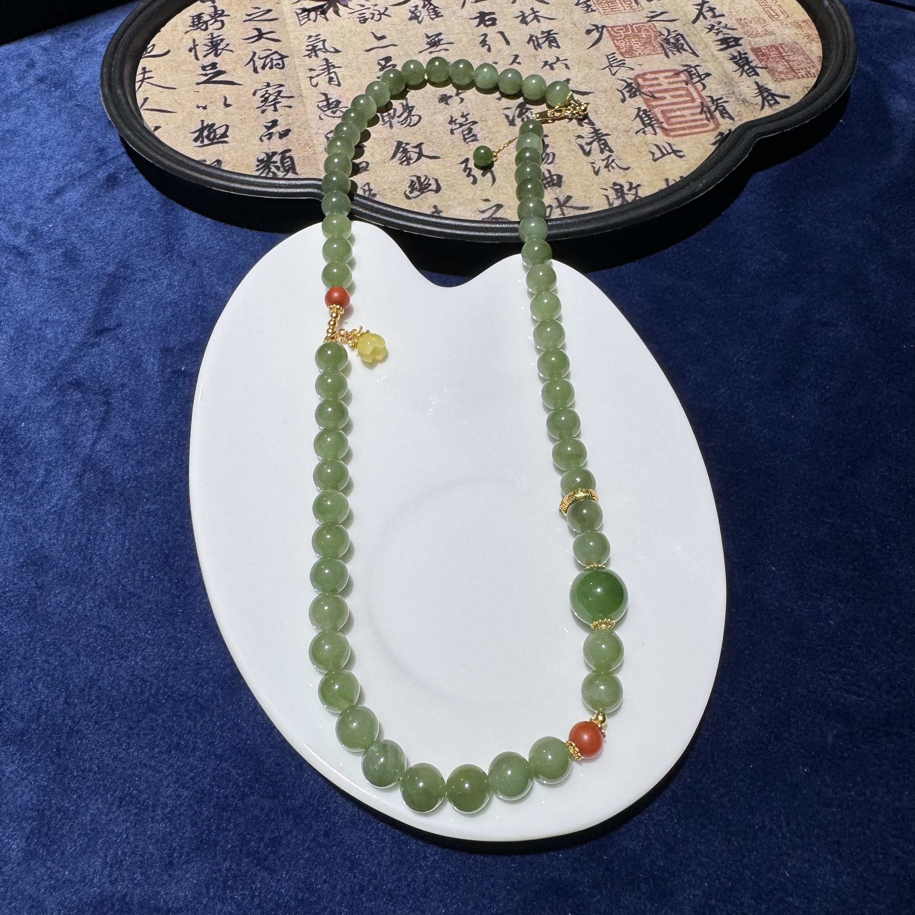 天然和田玉(碧玉)项链-珠径8mm-HTY320