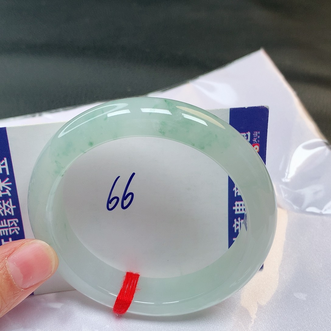 翡翠手镯未镶嵌66号