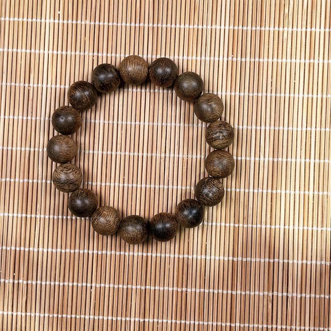 【闪购商品】沉香手串往****人越南芽庄樱子留疤白奇楠