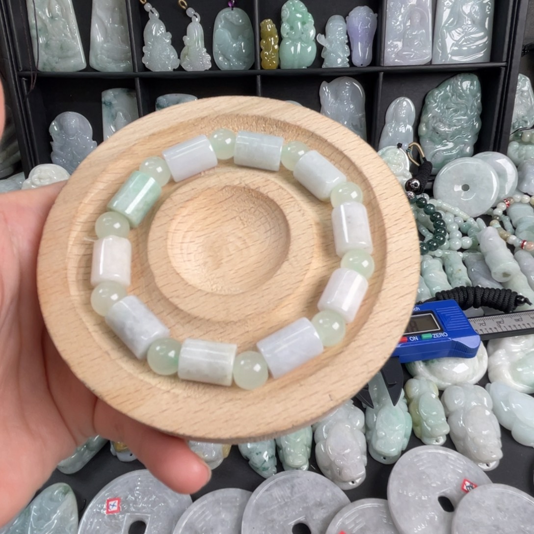 翡翠未镶嵌手链微瑕