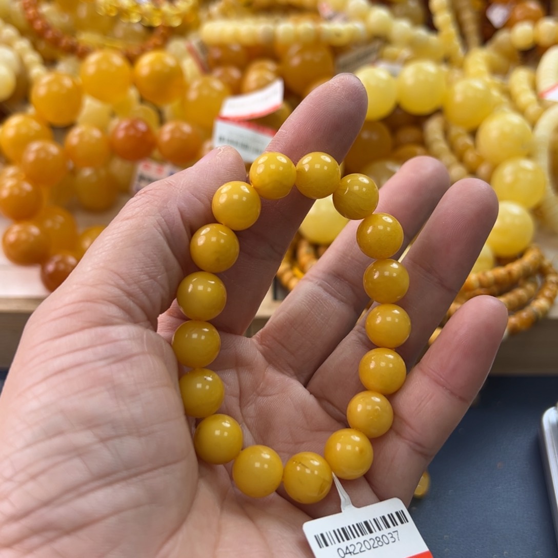 未镶嵌琥珀珠宝奇石