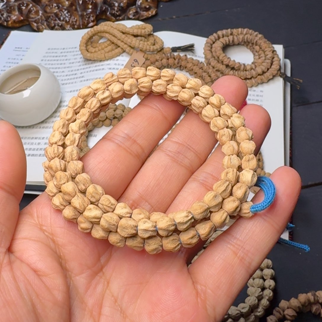 柏香籽/百香籽吊坠