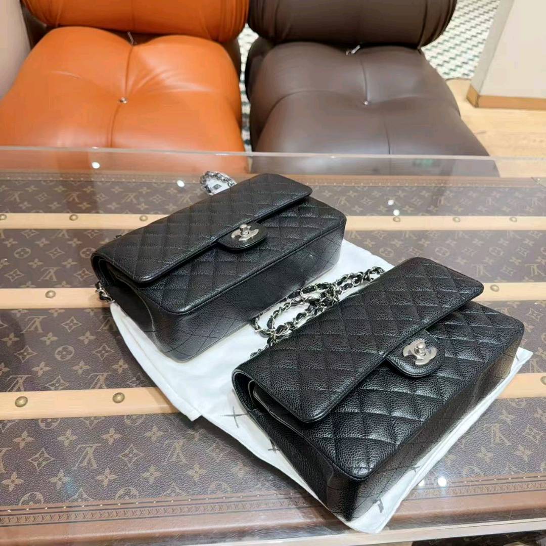 99新 Chanel/香奈儿 cf黑银荔枝牛中号 30开/箱包/单肩包
