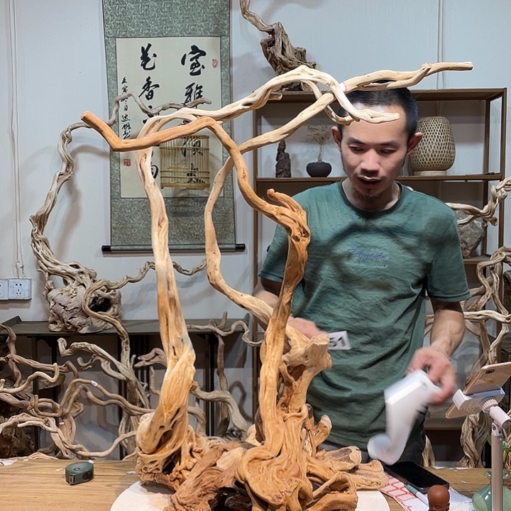 自***翔香榧木杜鹃根天然摆件一一
