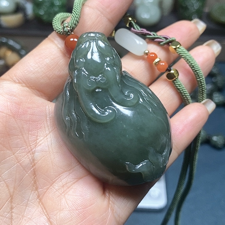 和田玉挂件未镶嵌