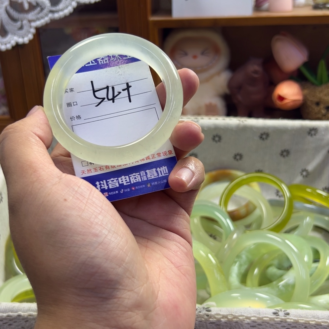 未镶嵌蛇纹石玉手镯620