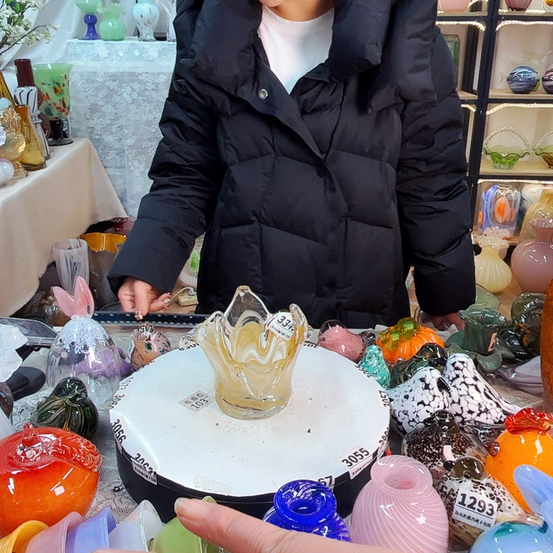 福利不退不换琉璃花瓶