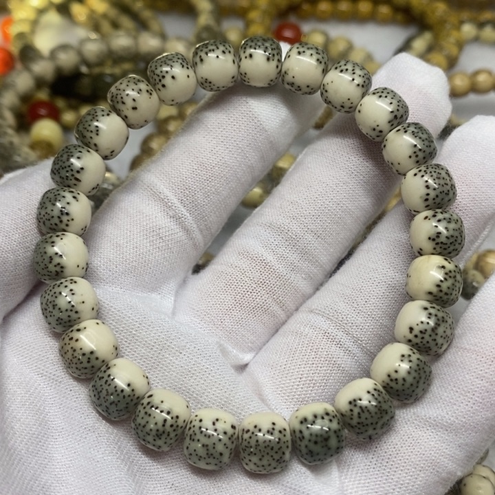 【闪购商品】星月菩提手串爱****?原生态石玉料