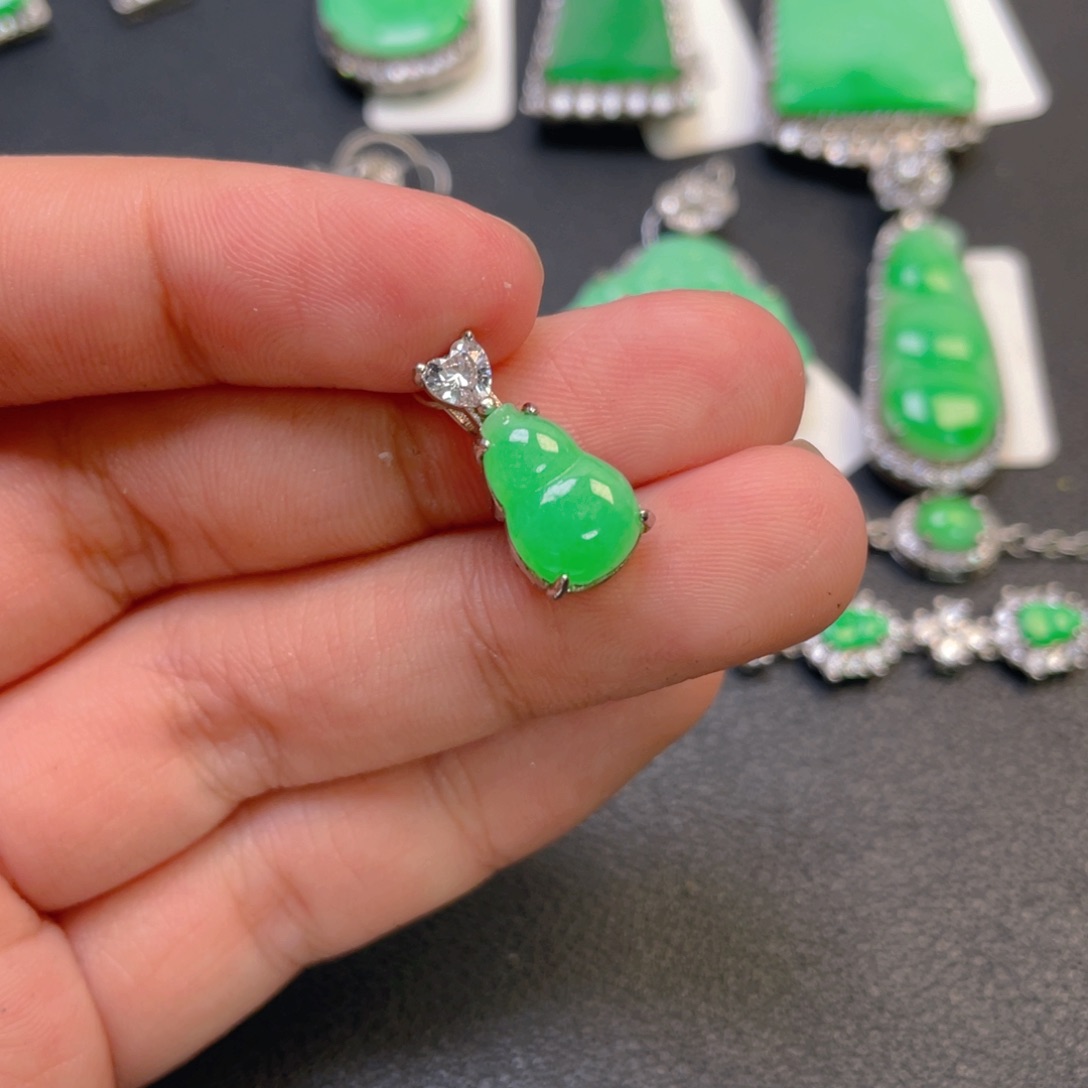 翡翠银S925镶嵌吊坠(不含链)