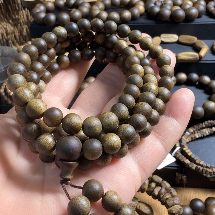 沉香碎屑沉香海南棋楠0.8大➕碎屑多样性发一