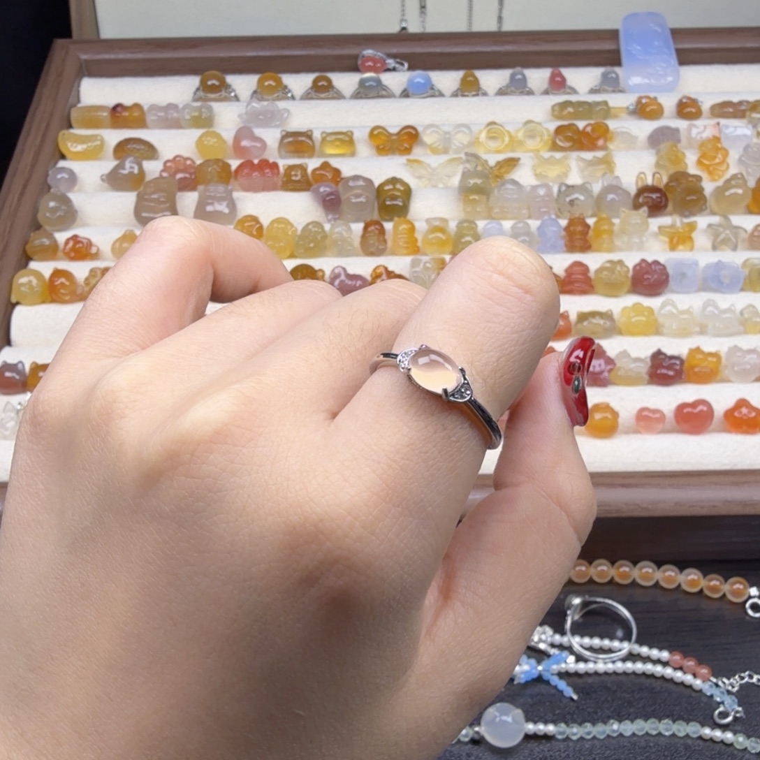 玛瑙/玉髓合金颈饰