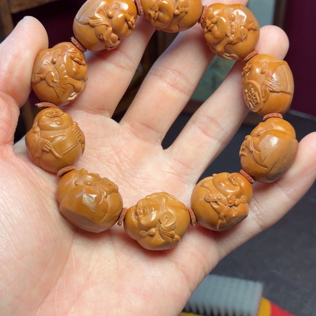 橄榄核手串包衣弥勒