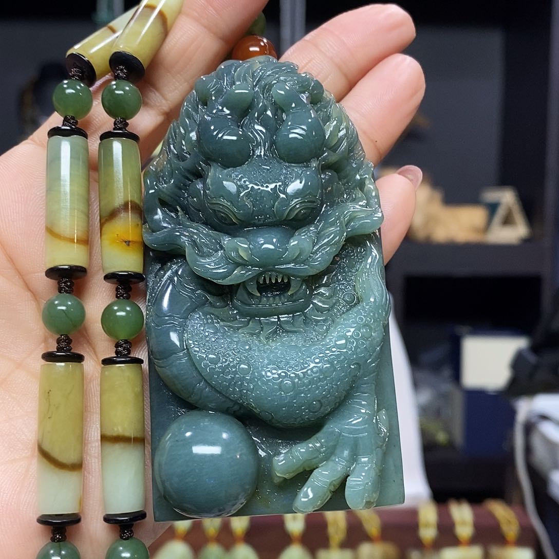 岫玉挂件吊坠手把未镶嵌