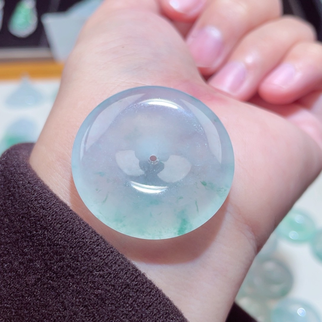 颈饰未镶嵌翡翠扣子