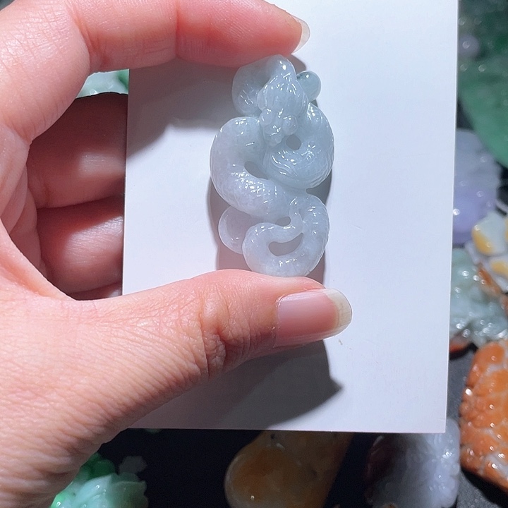 颈饰未镶嵌翡翠天