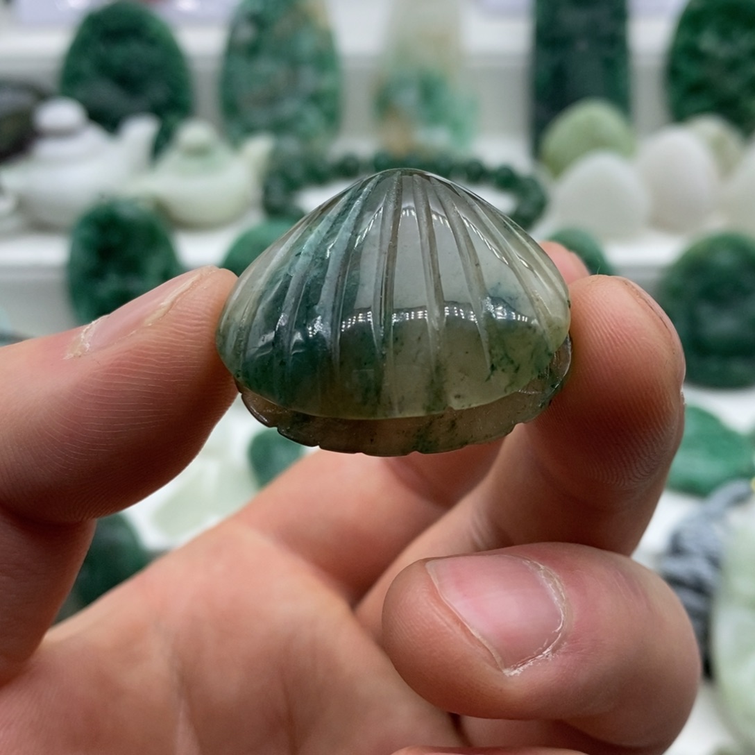 独山玉颈饰未镶嵌s****e