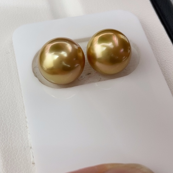 未镶嵌裸珠海水珍珠11.4mm浓金金绿色小极光对珠