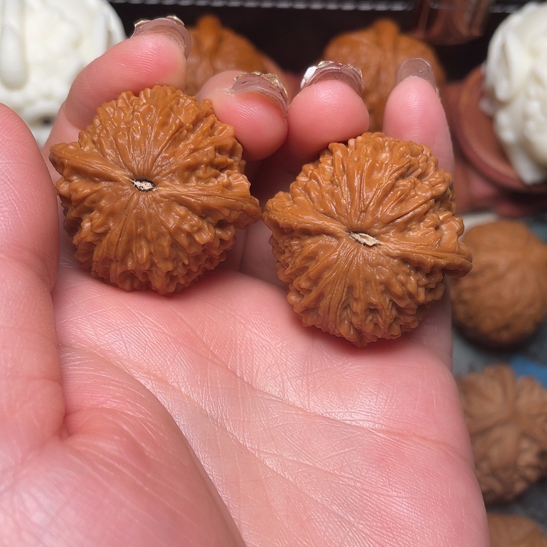 云***）吊坠文玩核桃36尺荔枝纹