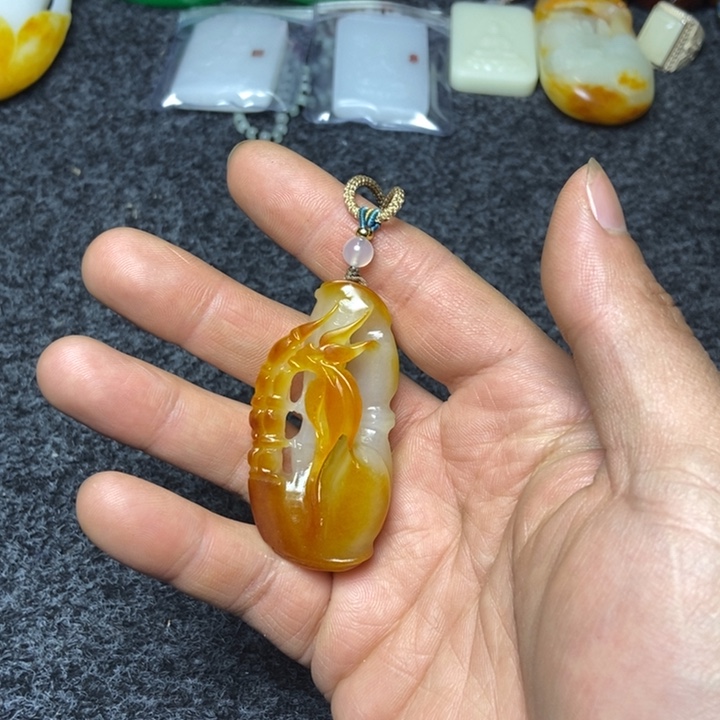 白玉菩提吊坠收藏