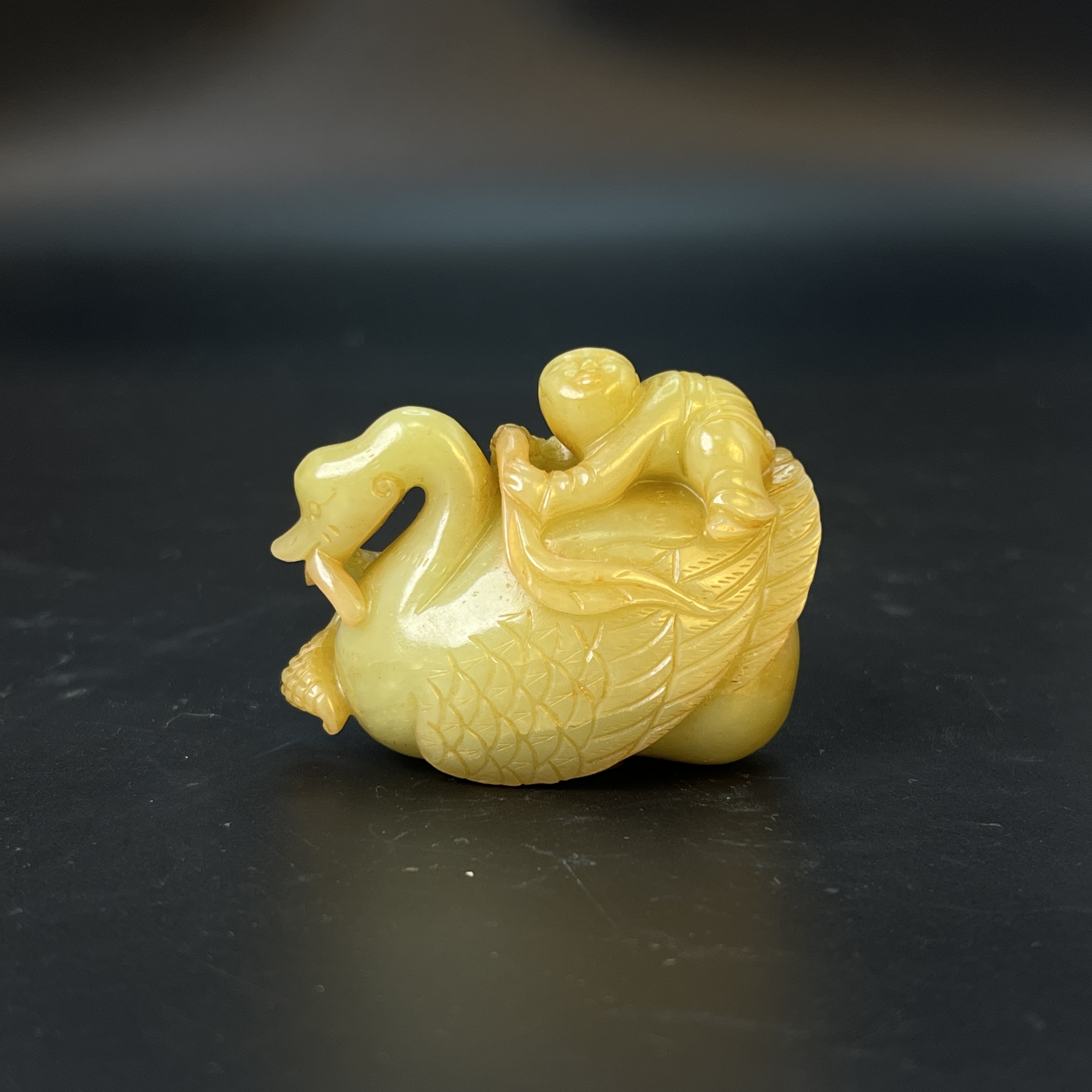 "清晚期和田黄玉童子戏鹅/ DL506503/ 古玩/收藏/德州文物"