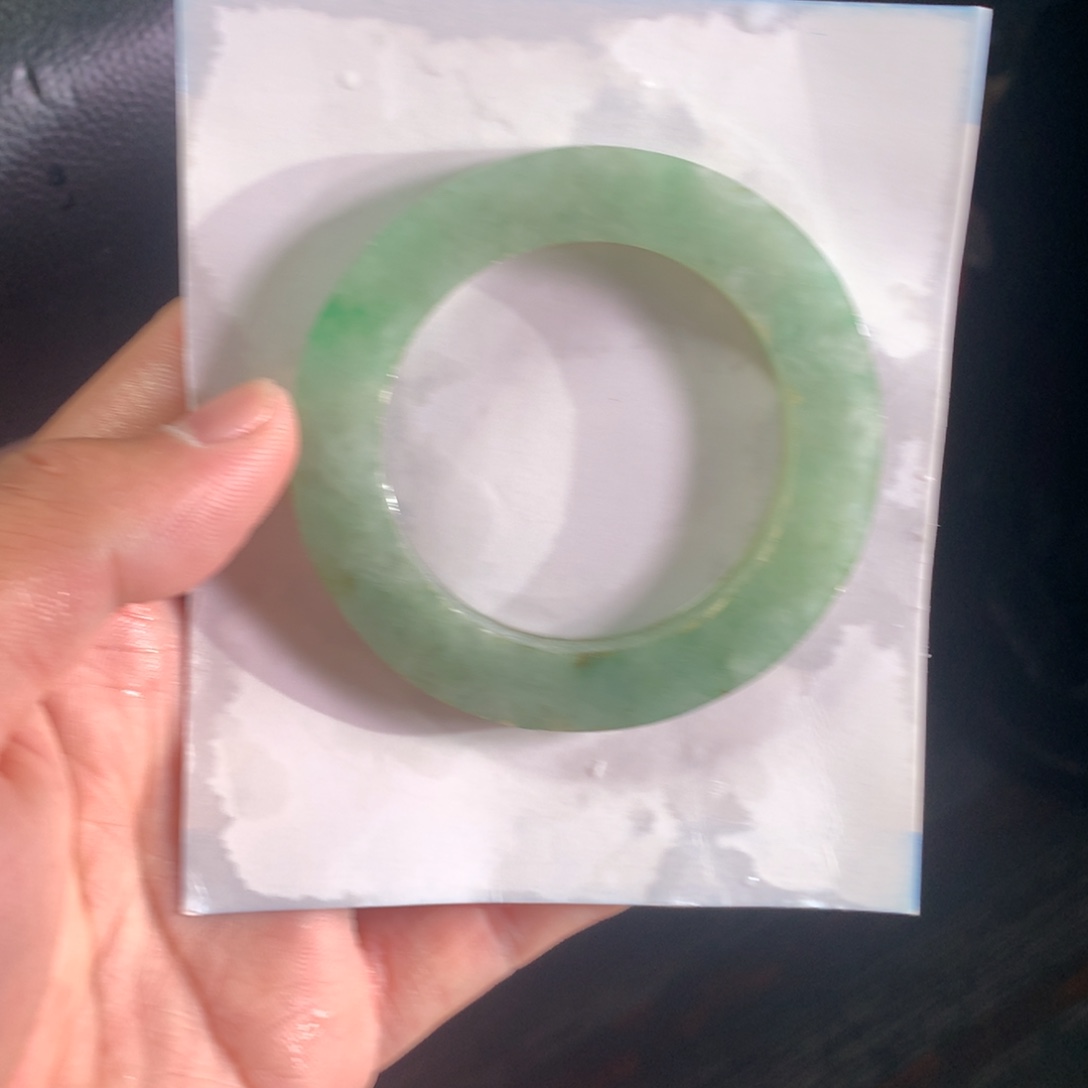 定制翡翠未镶嵌手镯定制