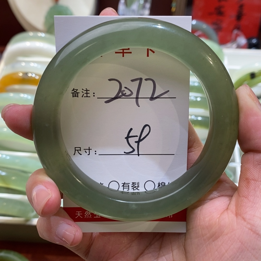 【闪购商品】蛇纹石玉手镯未镶嵌简**我