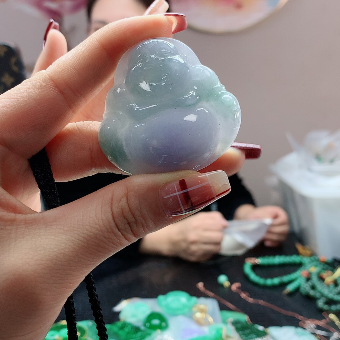 【闪购商品】翡翠吊坠(赠链)未镶嵌