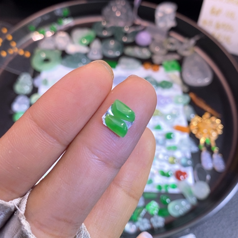 【闪购商品】翡翠挂件未镶嵌随行