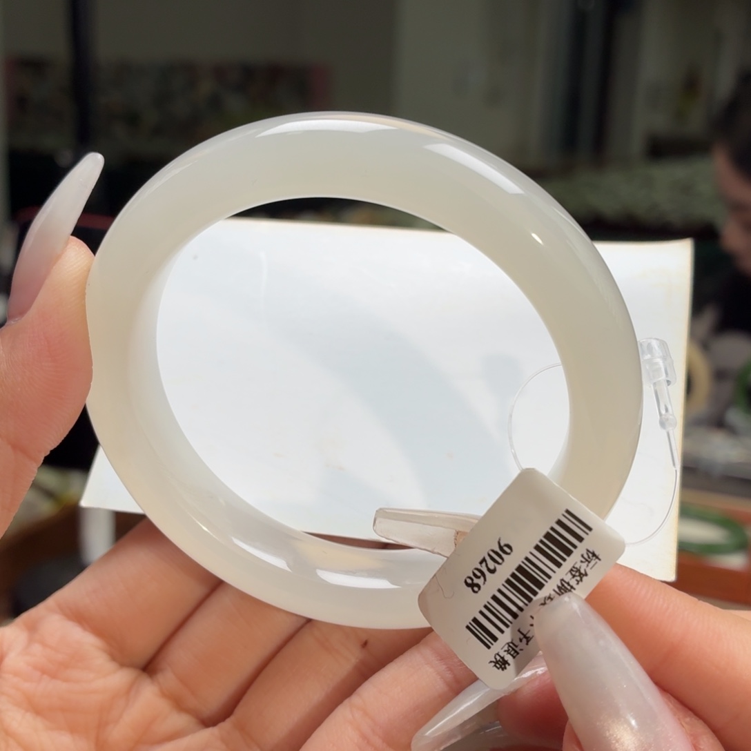 和田玉手镯未镶嵌54 55 56