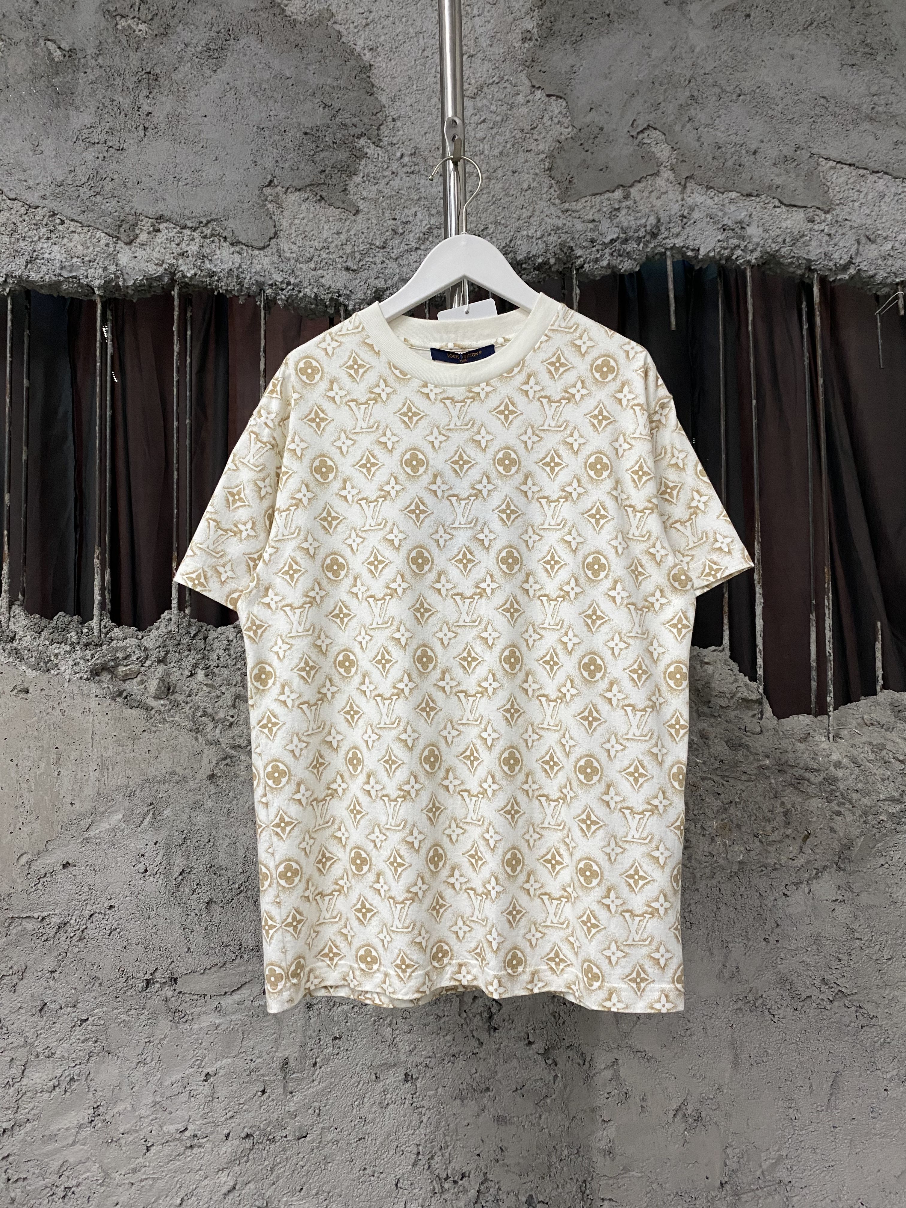 99新 LouisVuitton/路易威登 lv老花短袖/xs码