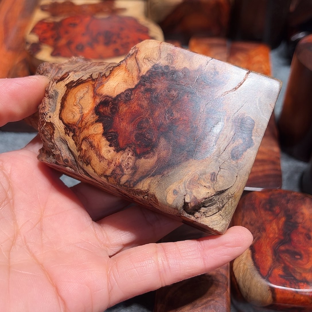 聚***光染料紫檀（血檀）赞比亚血檀