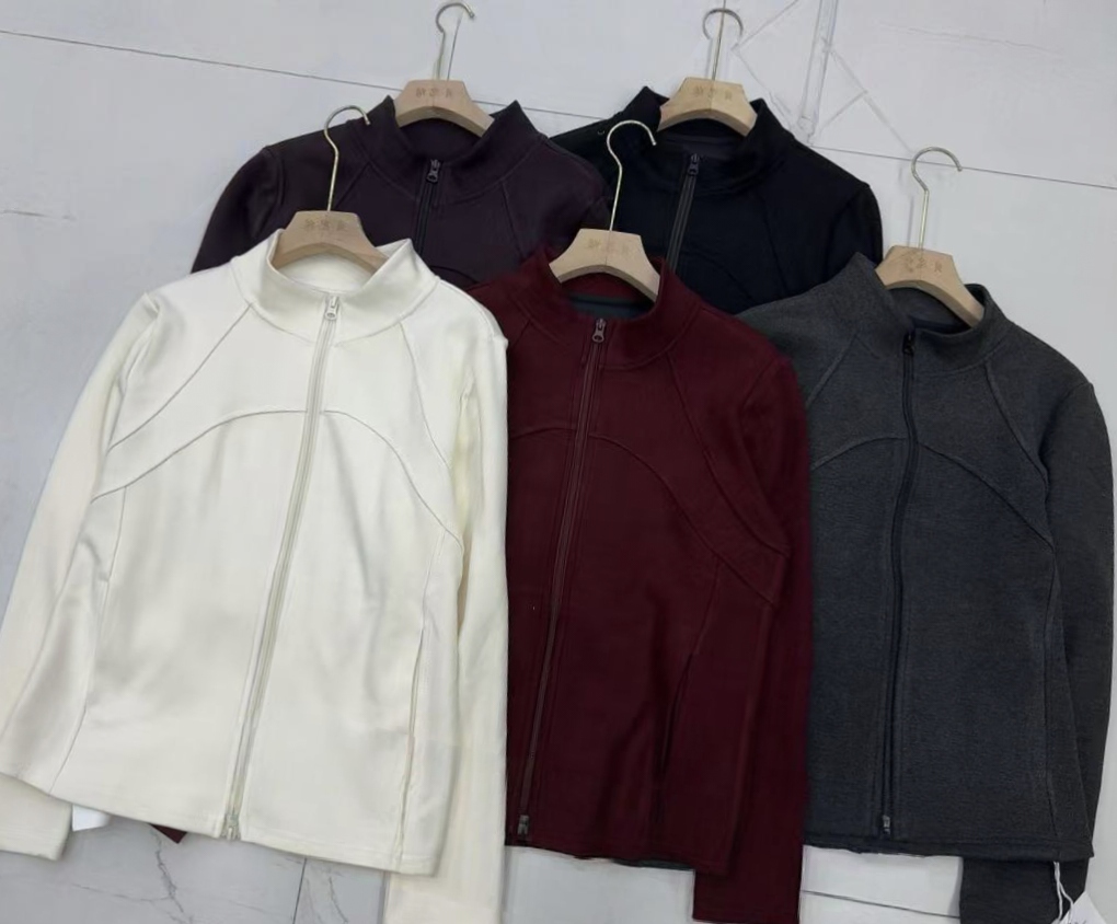 卡肤棉春款双拉头极简休闲小外套(两侧有口袋)